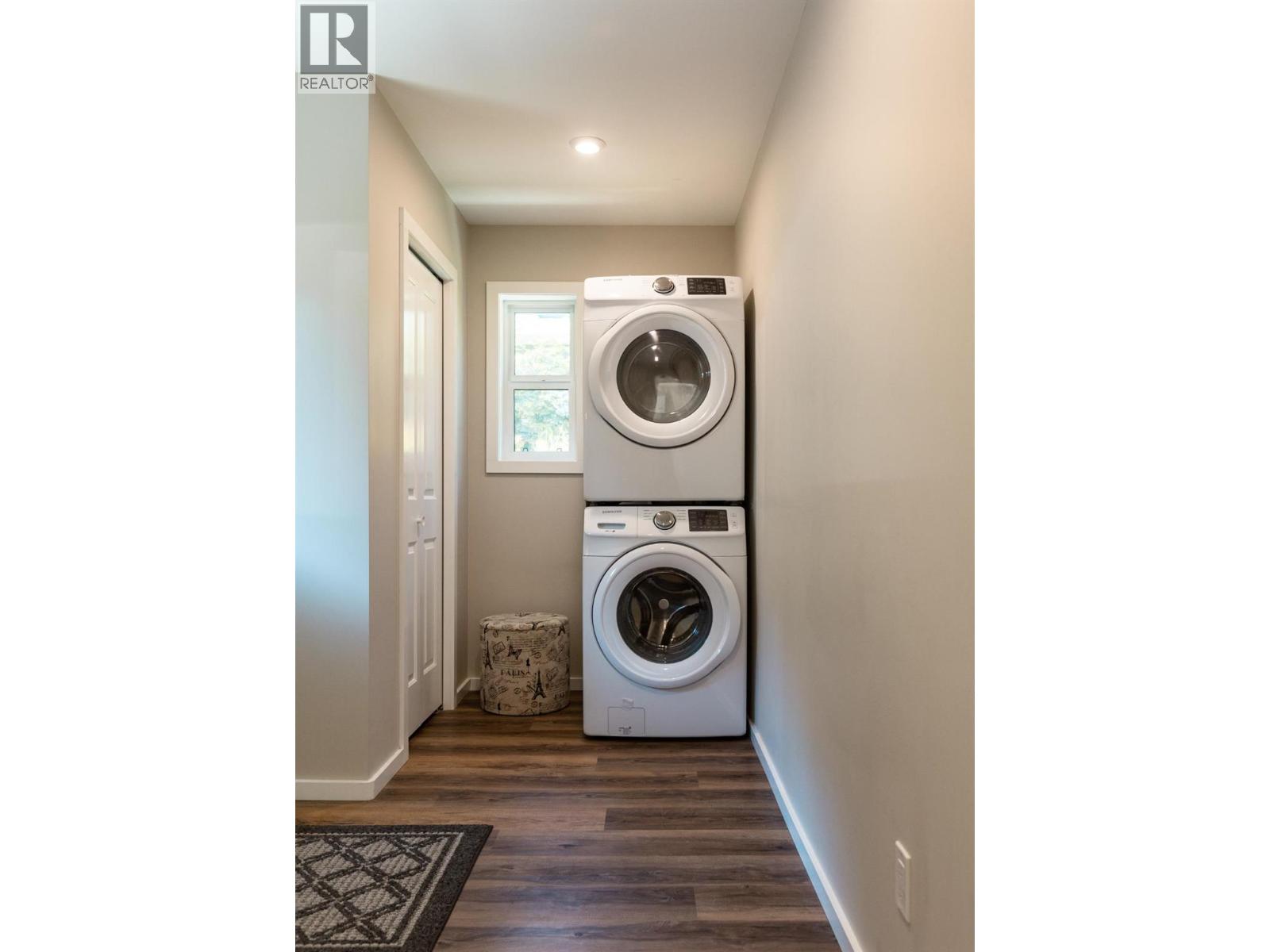 1500 HOLLAND Street, Nelson