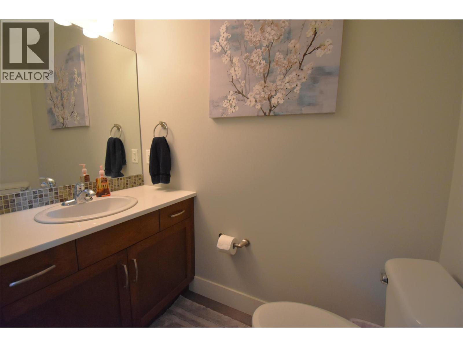 5570 Broadwater Road Unit# 314, Castlegar