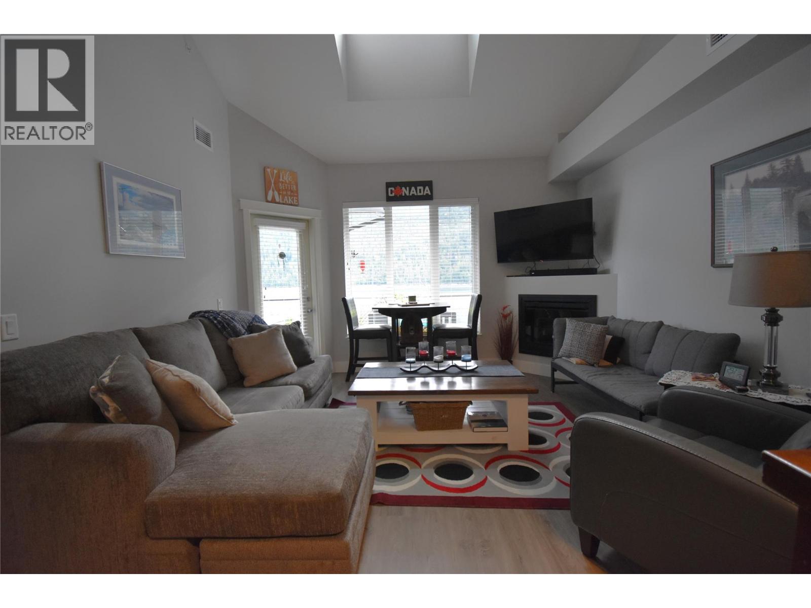 5570 Broadwater Road Unit# 314, Castlegar