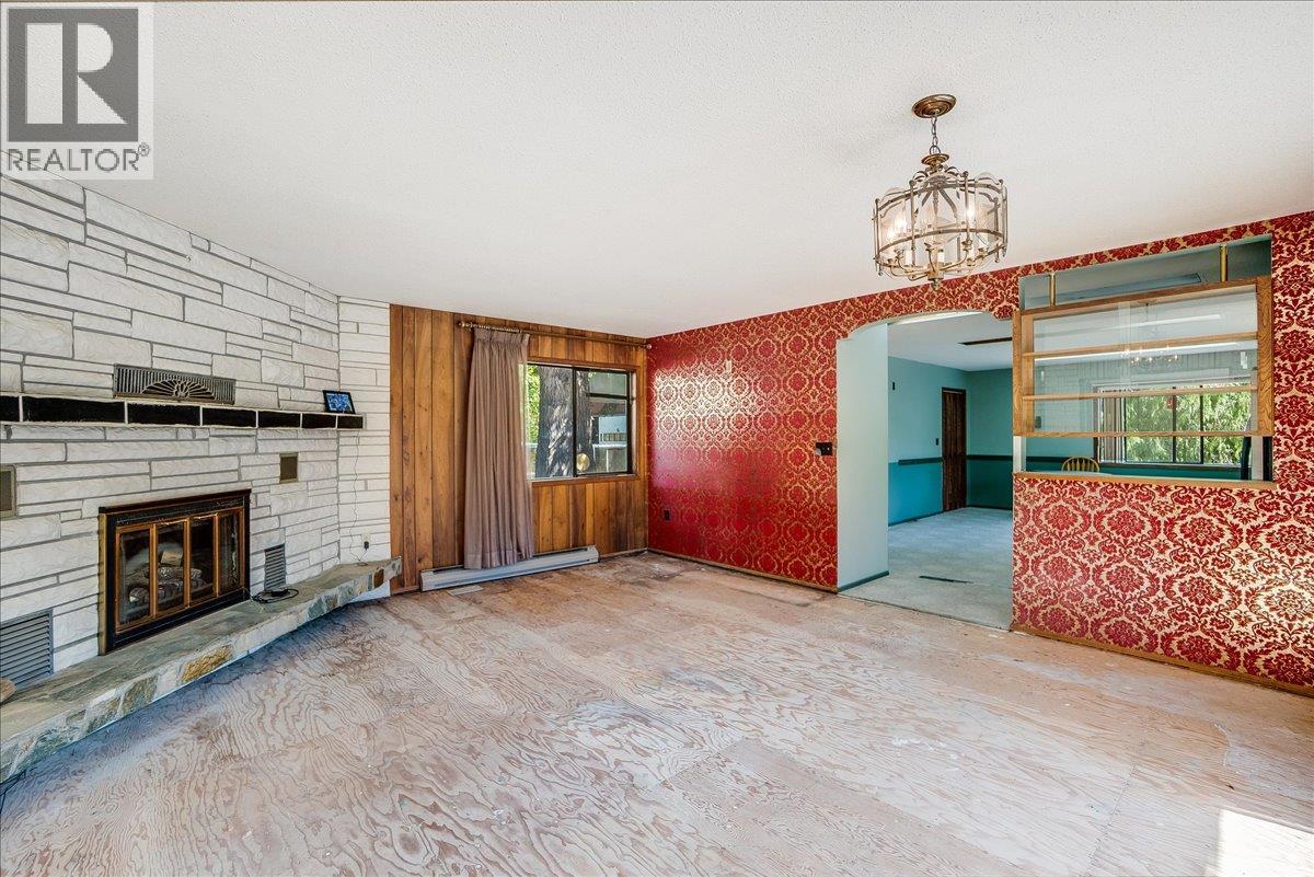 7691 Balfour Wharf Road, Balfour