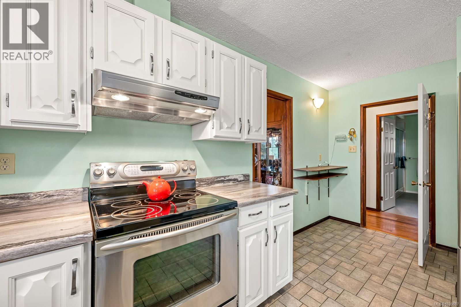 401 Panorama Cres, Courtenay