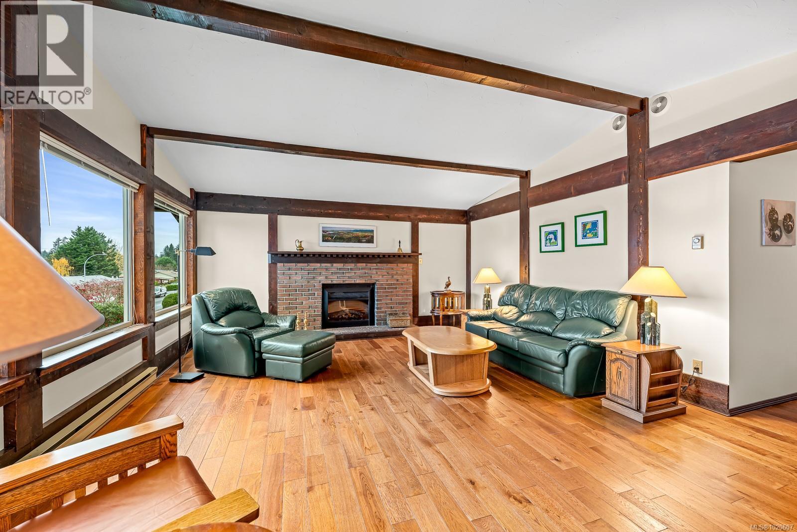 401 Panorama Cres, Courtenay