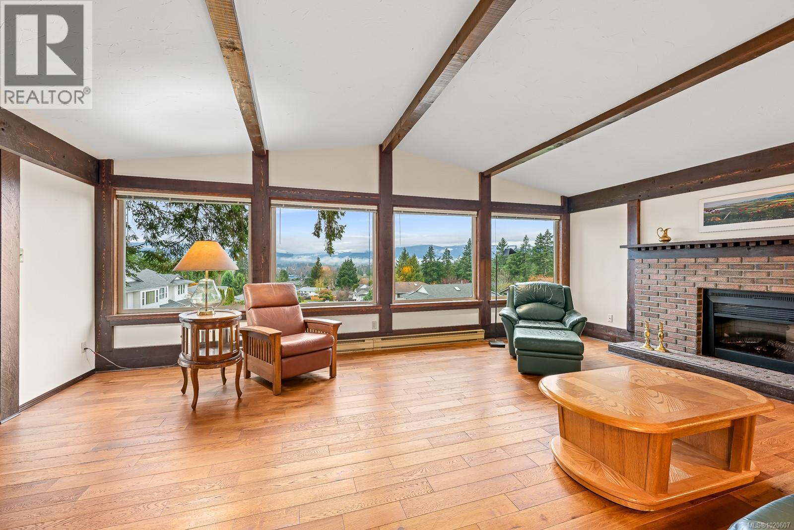 401 Panorama Cres, Courtenay