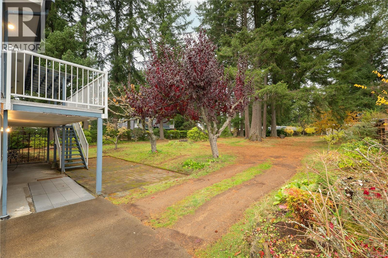6164 Metral Dr, Nanaimo
