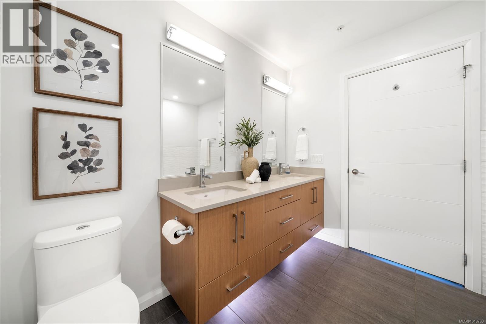 112 745 Travino Lane, Saanich