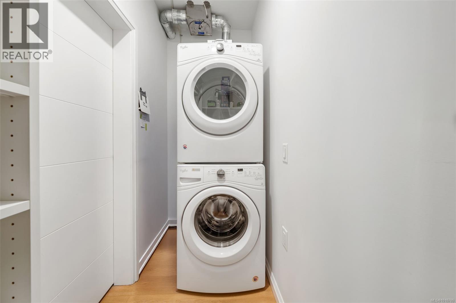 112 745 Travino Lane, Saanich