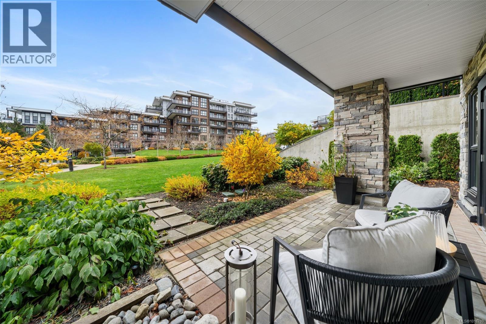 112 745 Travino Lane, Saanich