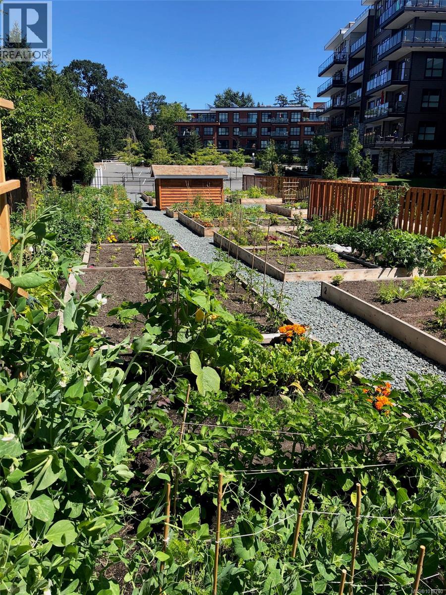 112 745 Travino Lane, Saanich