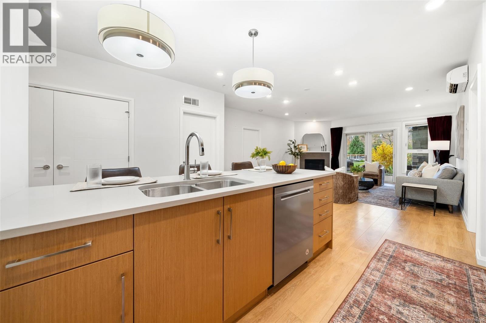 112 745 Travino Lane, Saanich