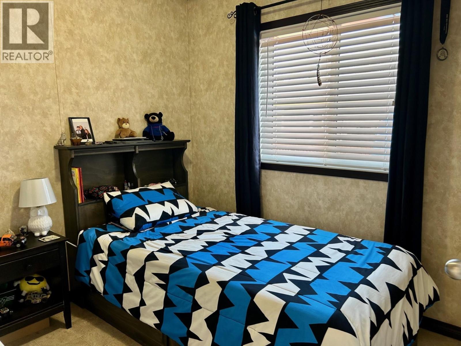 5227 42 STREET, Fort Nelson