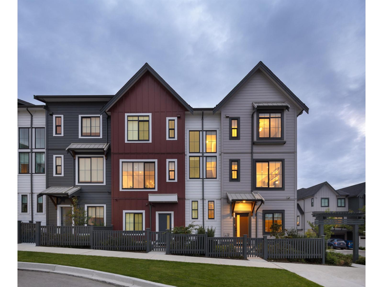 62 7661 198B STREET, Langley