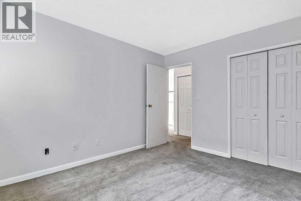 Single Family House for Sale in    Avenue SE Acadia Calgary 