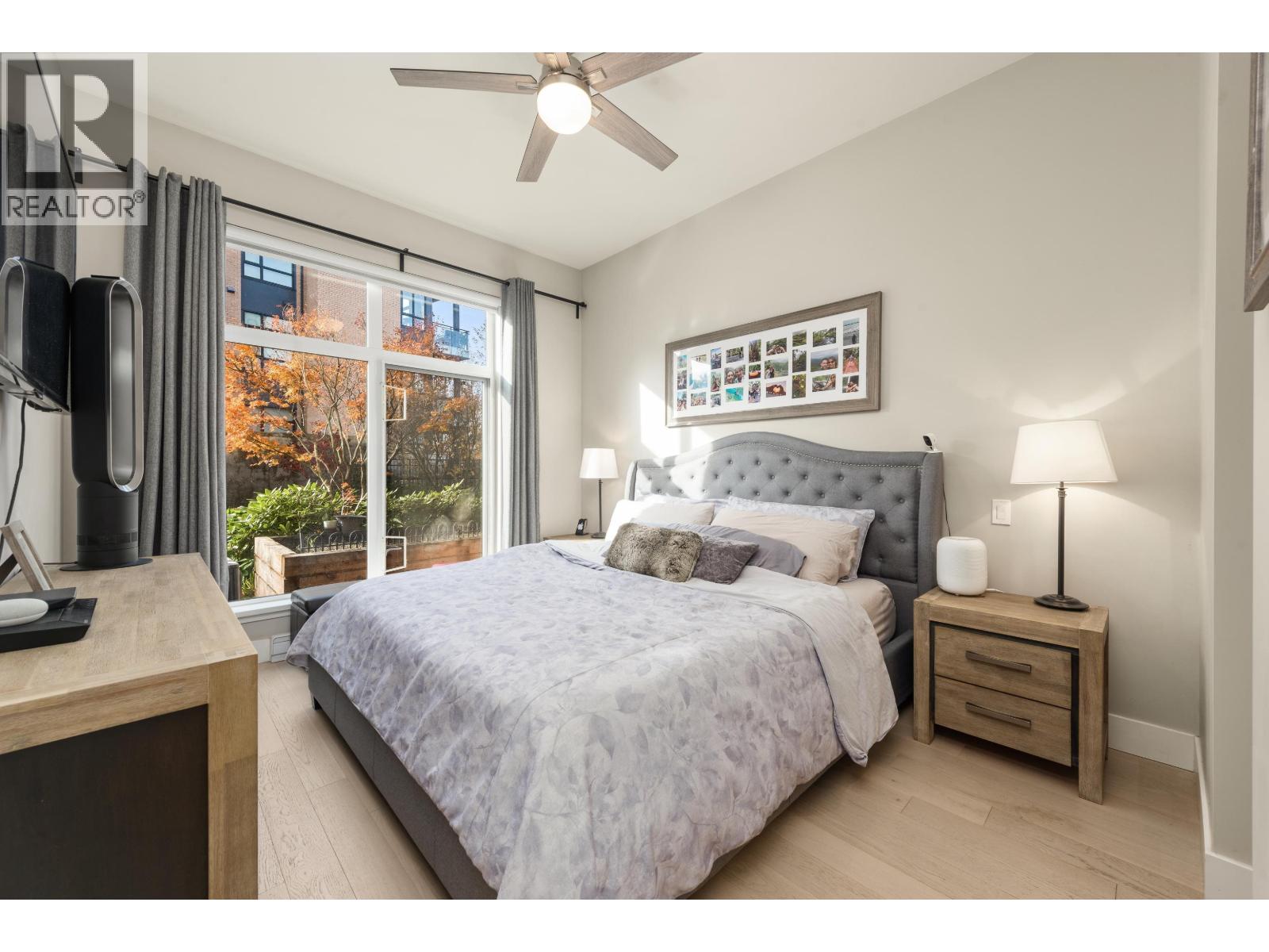 116 262 SALTER STREET, New Westminster