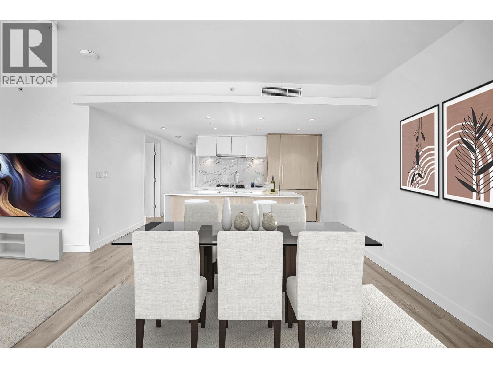 602 1500 FERN STREET, North Vancouver