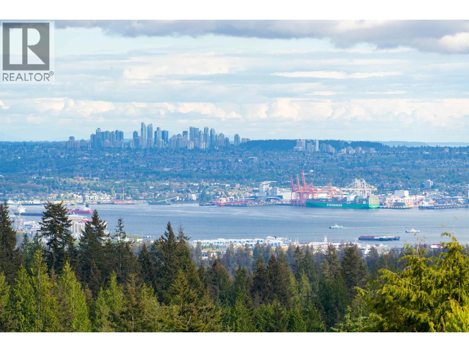 705 ST. ANDREWS ROAD, West Vancouver