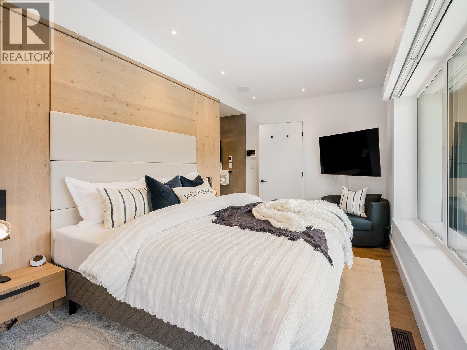 7667 CERULEAN DRIVE, Pemberton