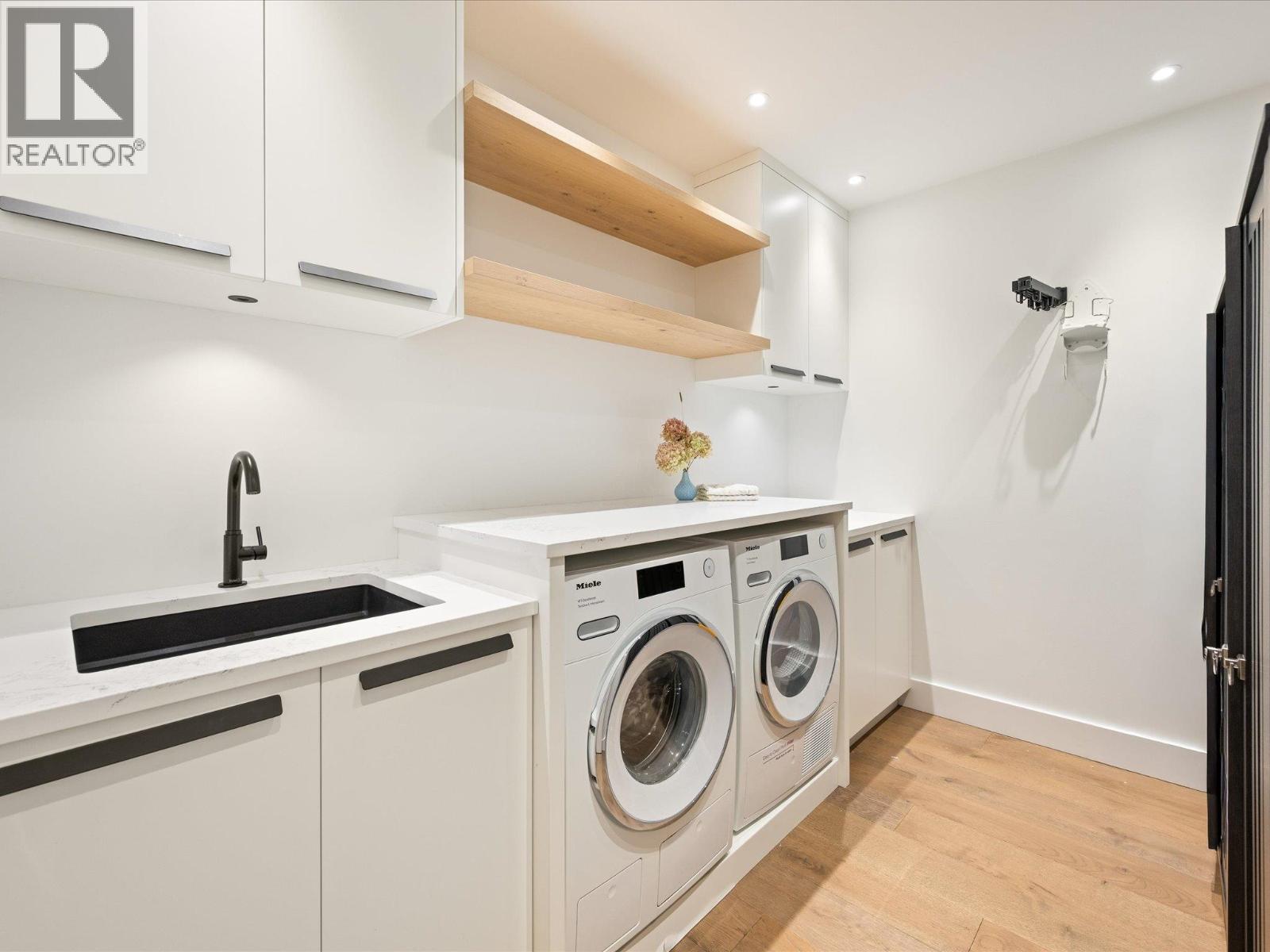 7667 CERULEAN DRIVE, Pemberton