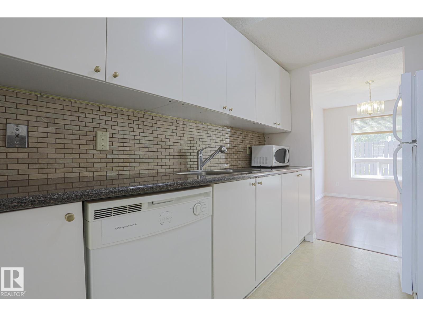 606 SADDLEBACK RD NW, Edmonton