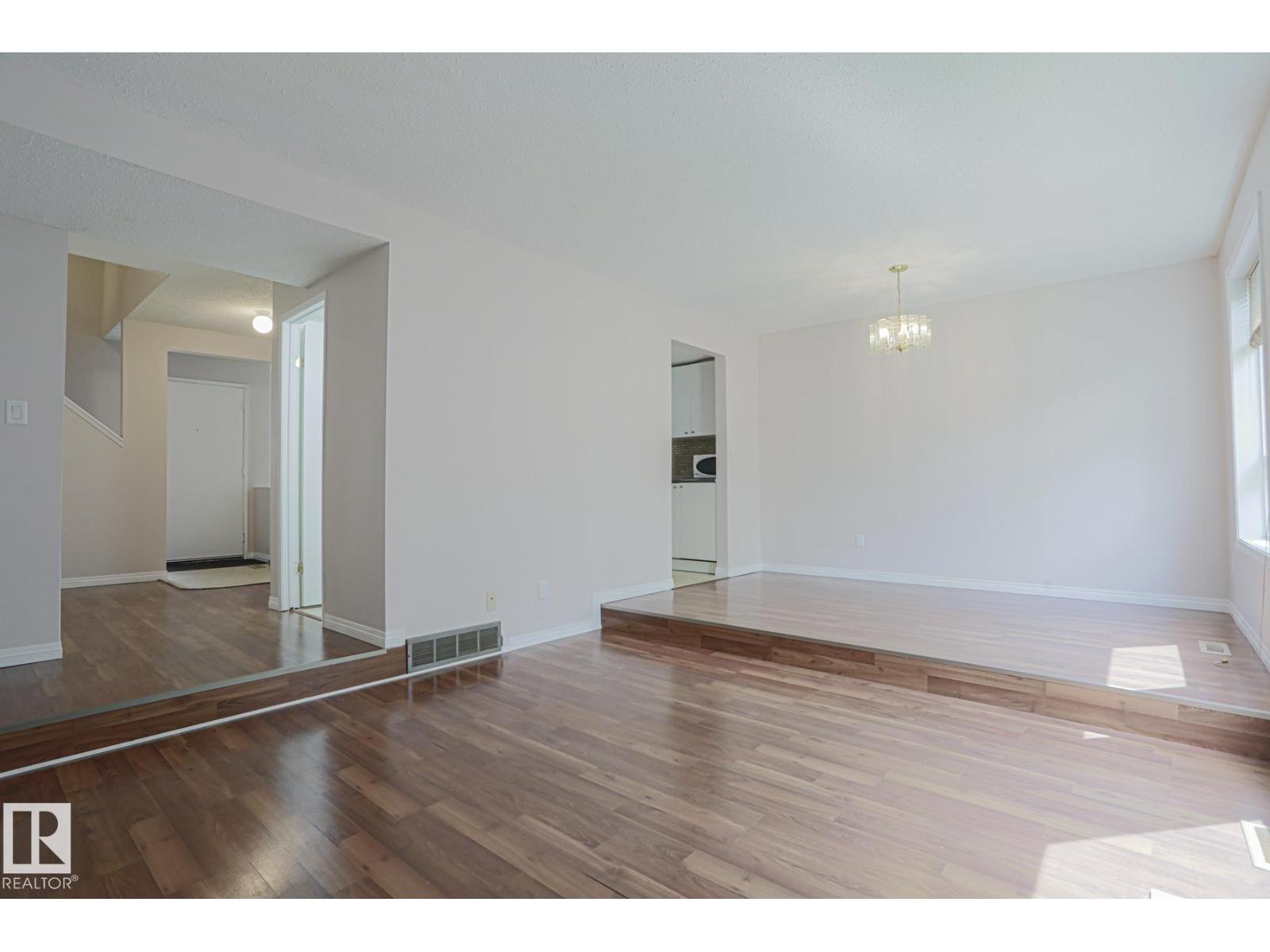 606 SADDLEBACK RD NW, Edmonton