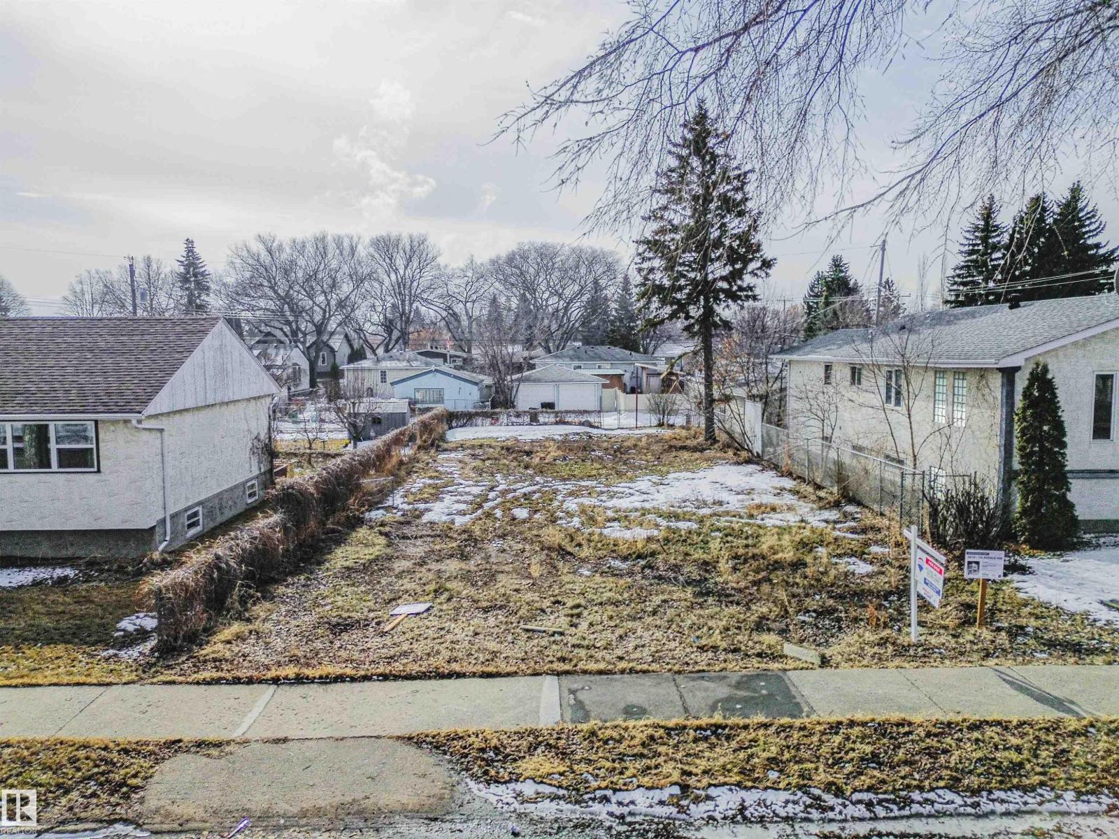 3639 114 AV NW, Edmonton