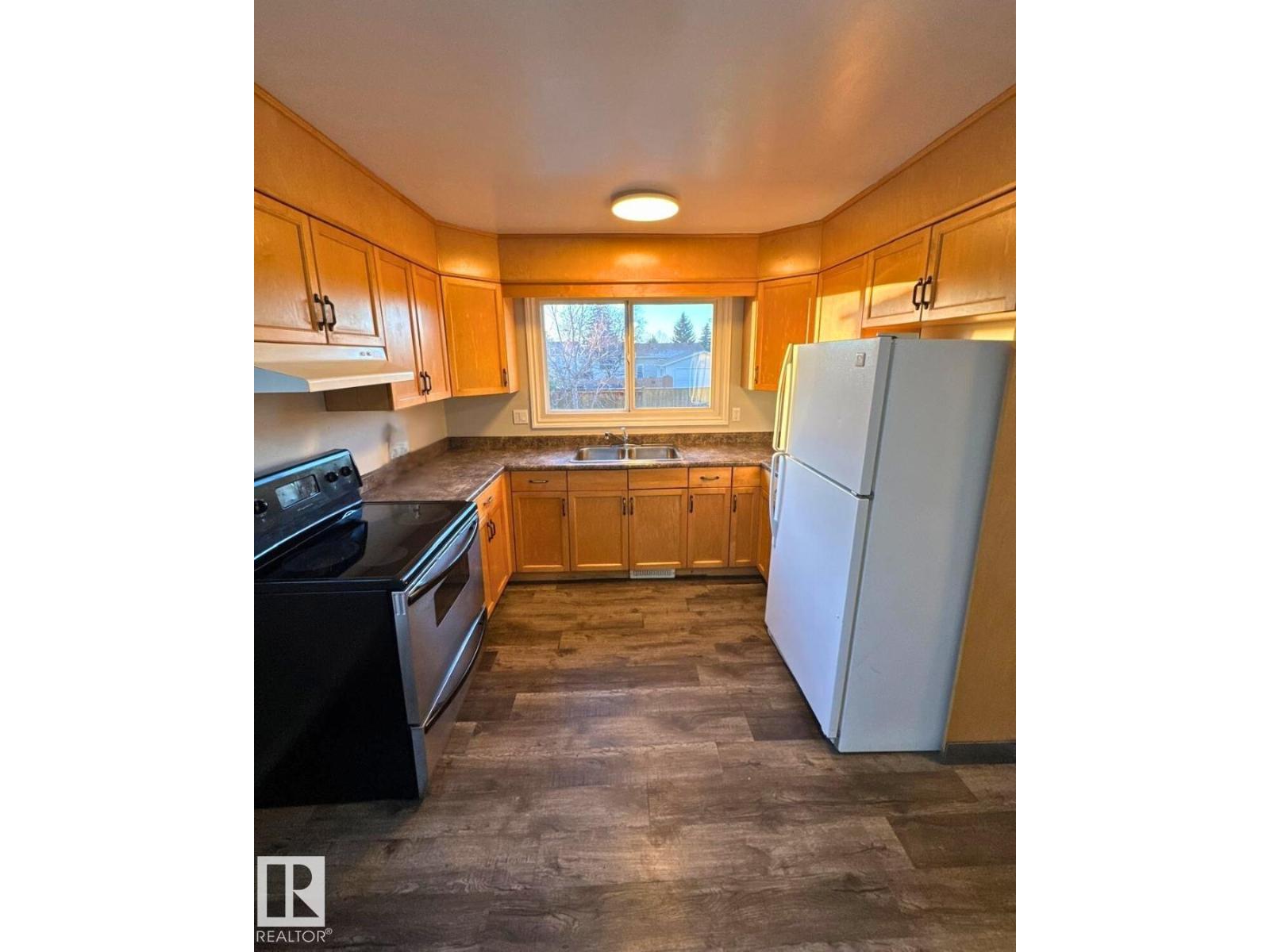 1504 62 ST NW, Edmonton