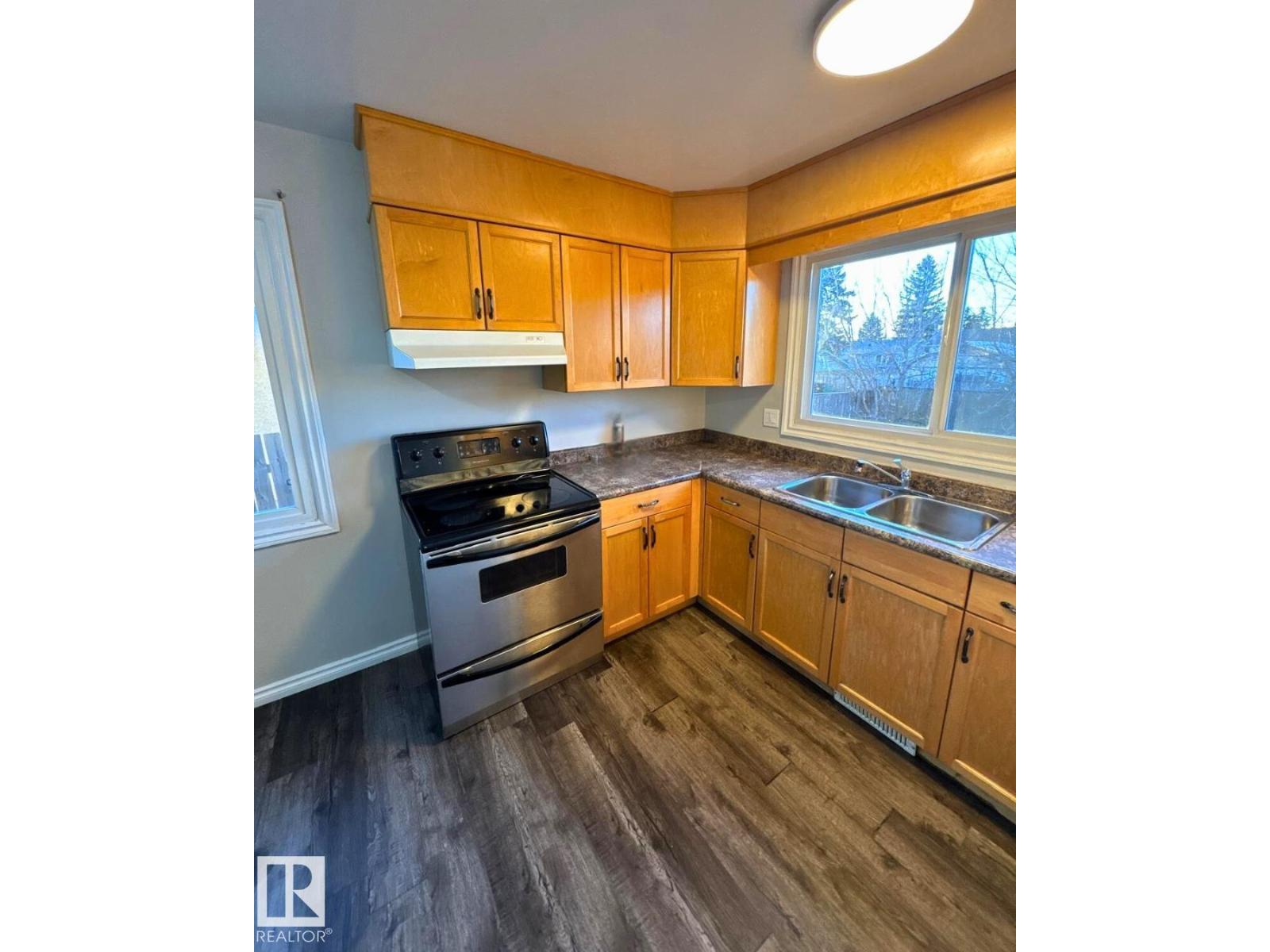 1504 62 ST NW, Edmonton