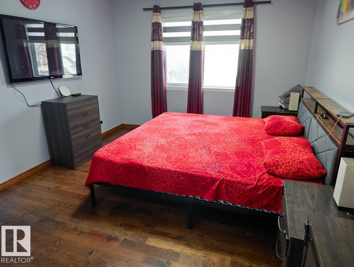 #4 4350 23 st ST NW NW, Edmonton