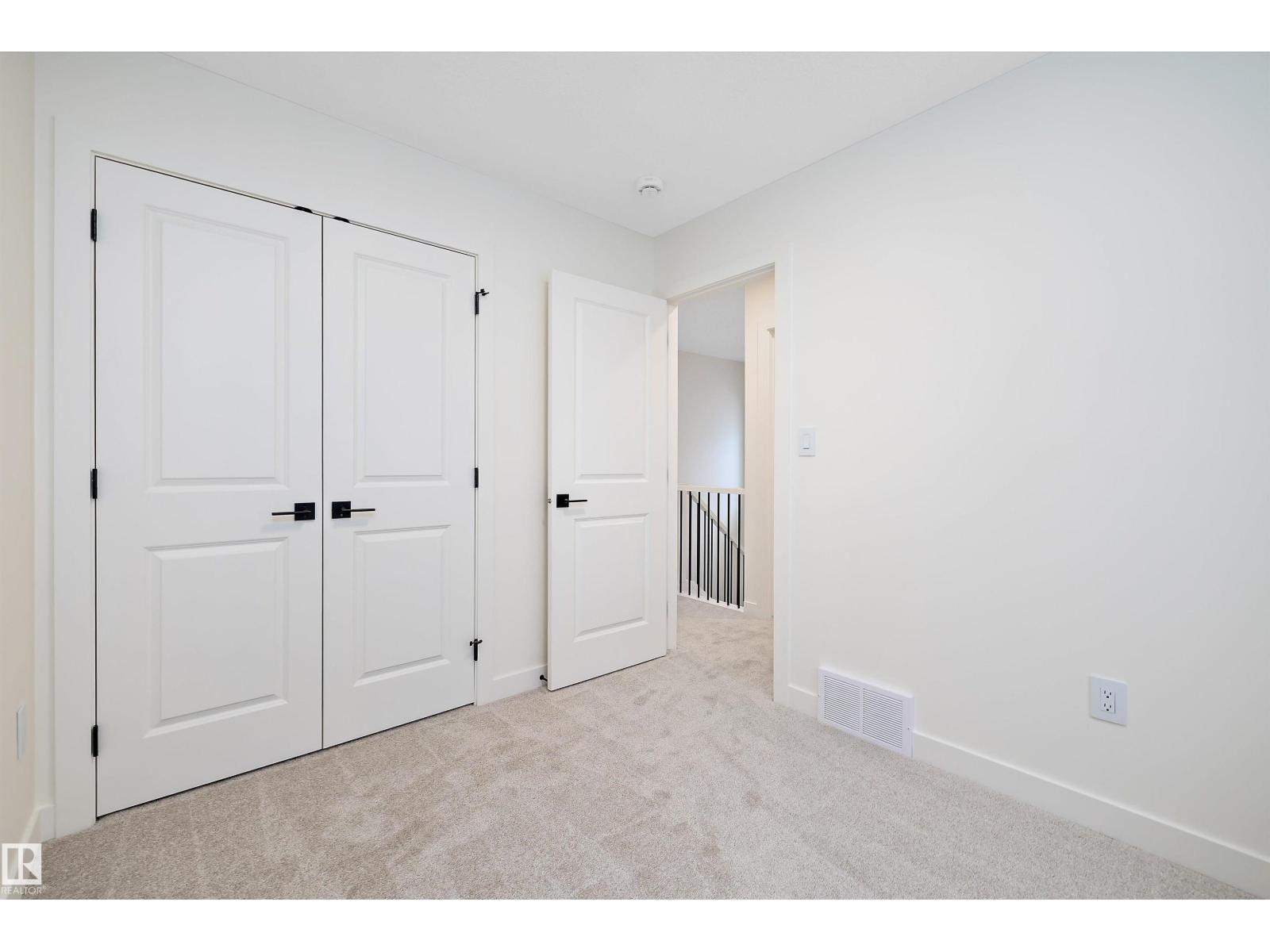 11338 89 ST NW, Edmonton