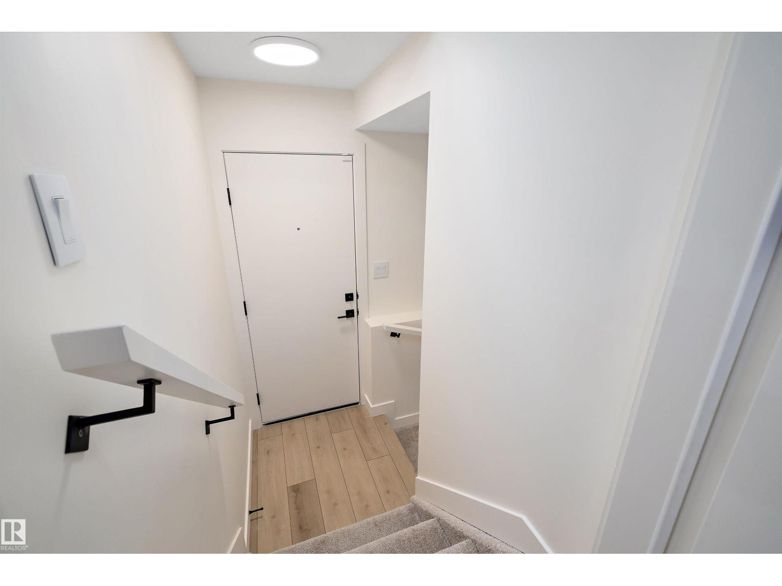 11338 89 ST NW, Edmonton