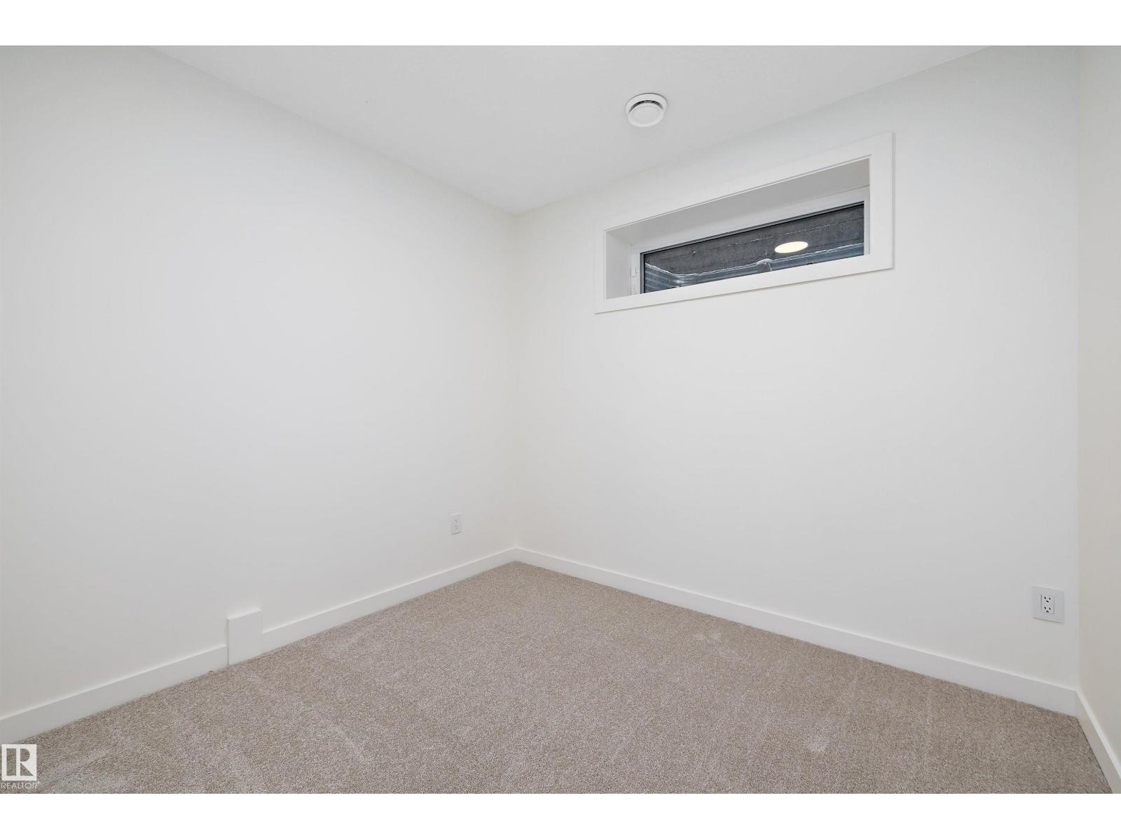 11338 89 ST NW, Edmonton