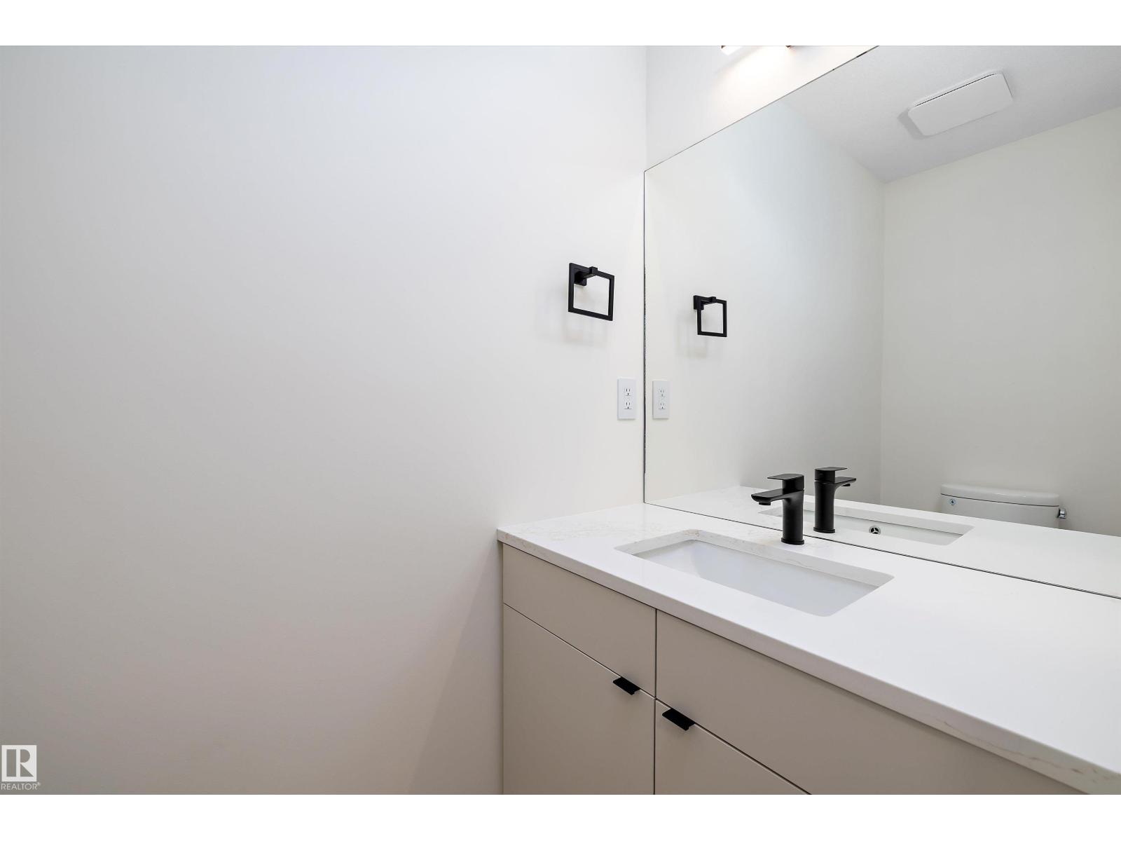 11605 90 ST NW, Edmonton