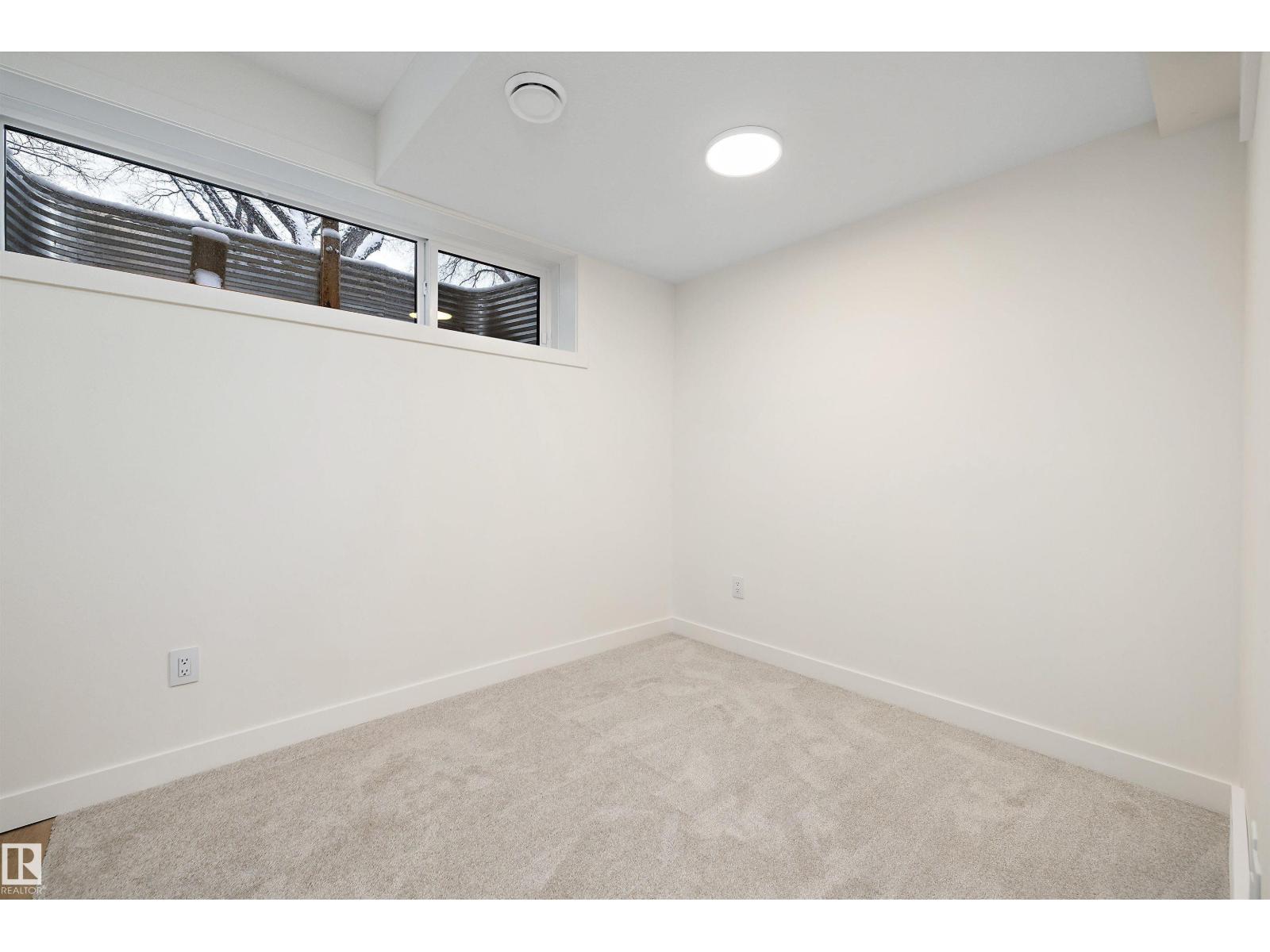 11605 90 ST NW, Edmonton