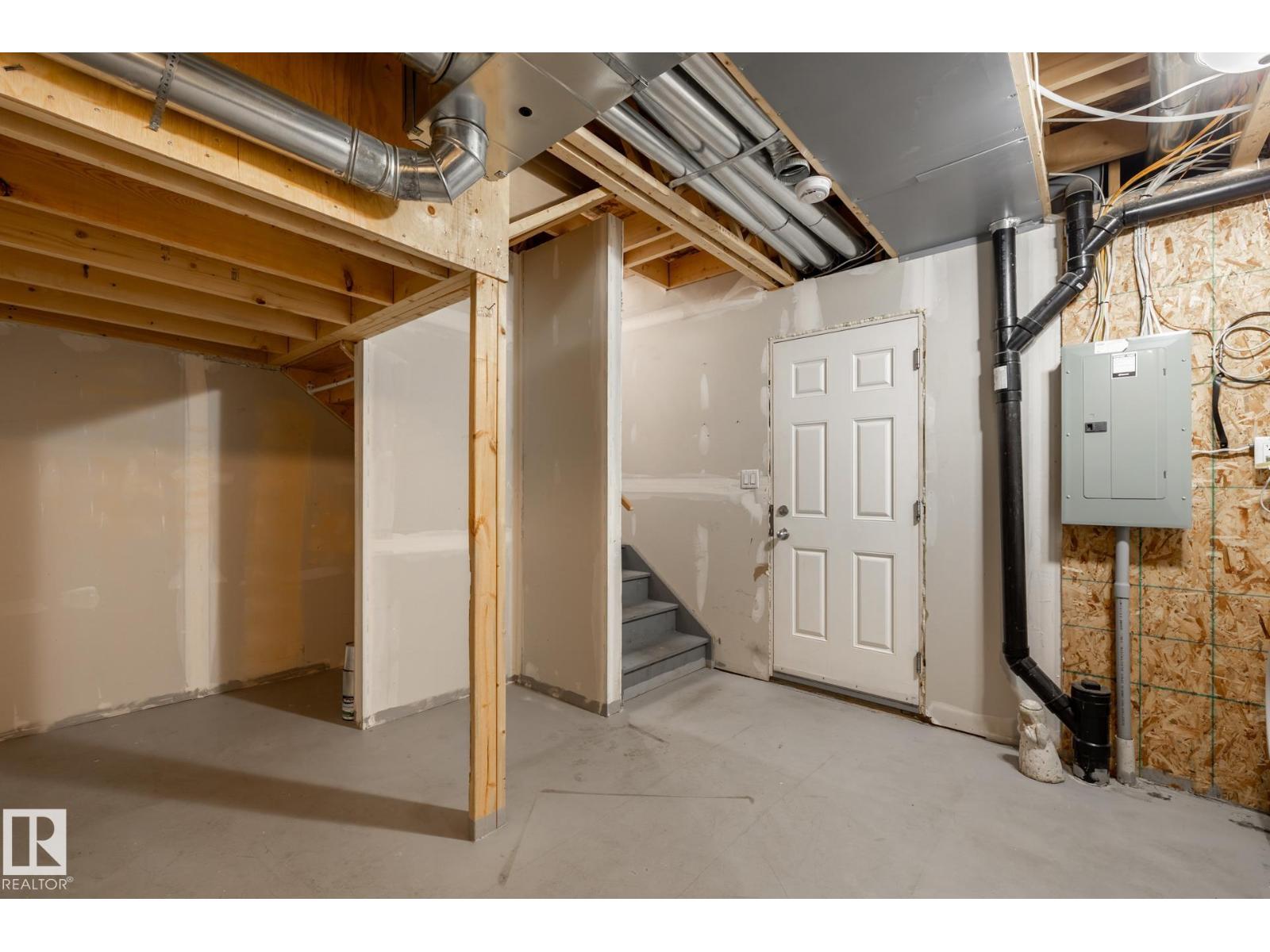 9157 SHAW WY SW, Edmonton