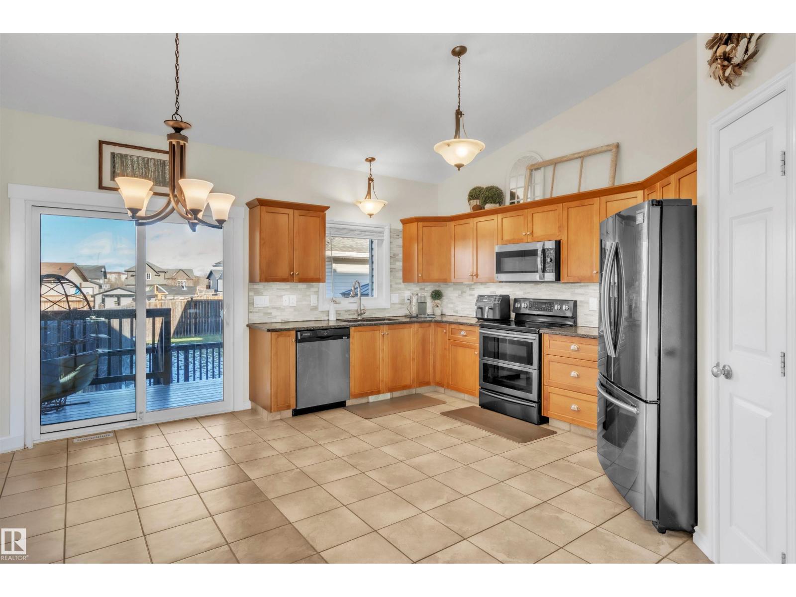 4916 59 AV - Photo 3 of 54, Cold Lake, Alberta