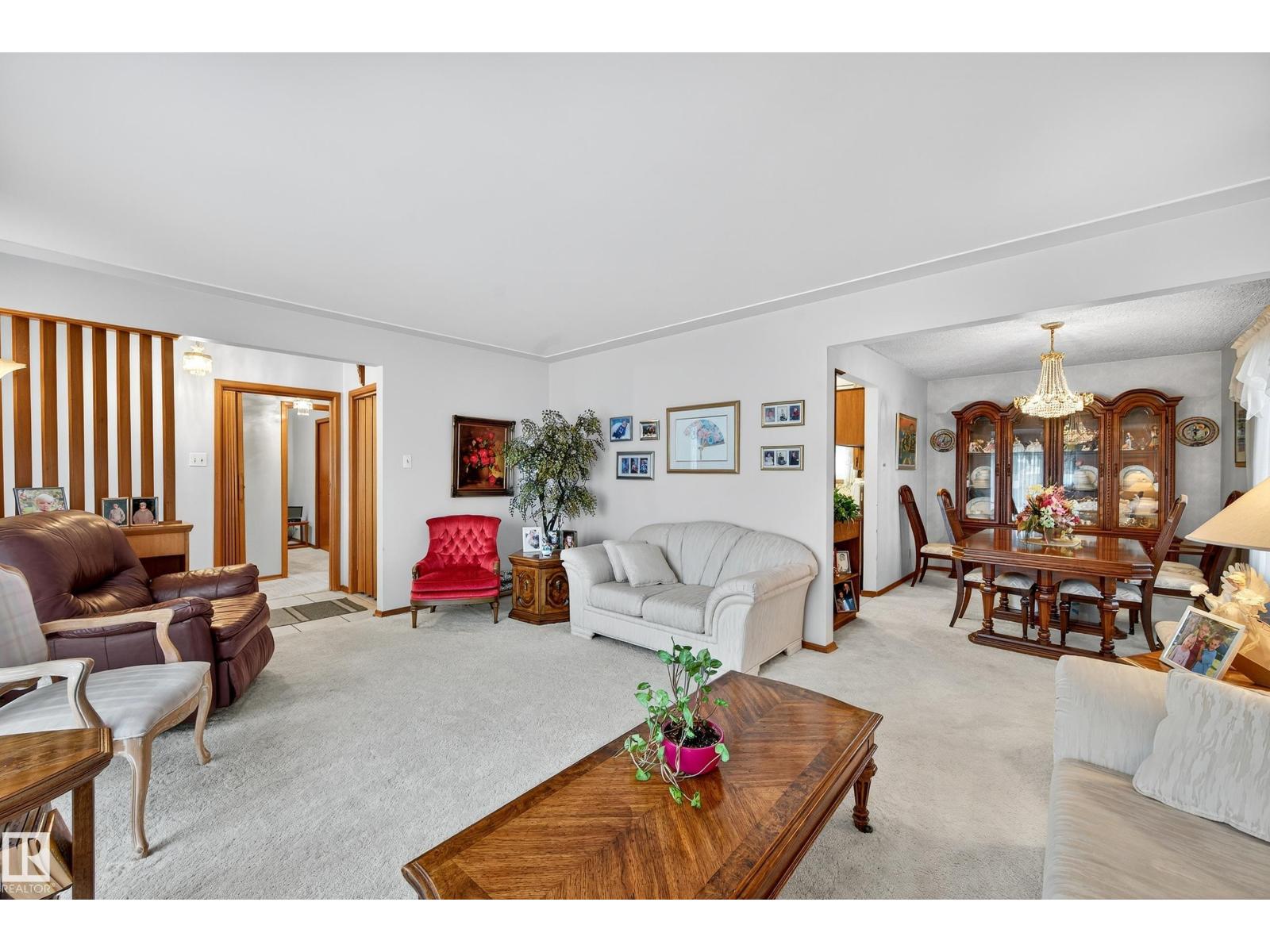 5607 97 AV NW, Edmonton