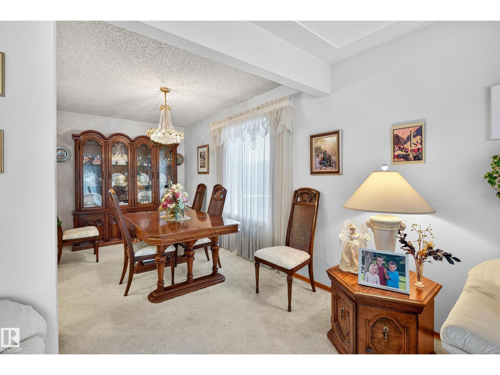 5607 97 AV NW, Edmonton