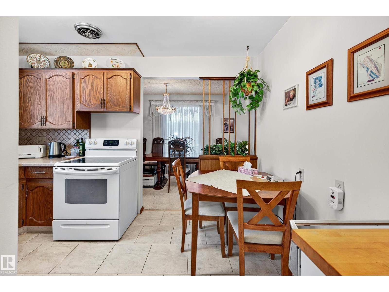 5607 97 AV NW, Edmonton