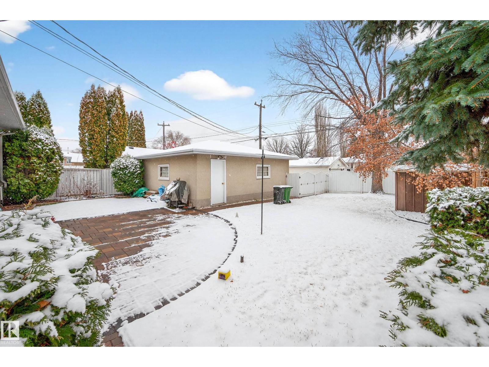 5607 97 AV NW, Edmonton