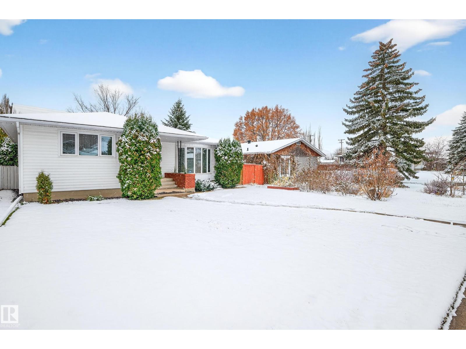 5607 97 AV NW, Edmonton