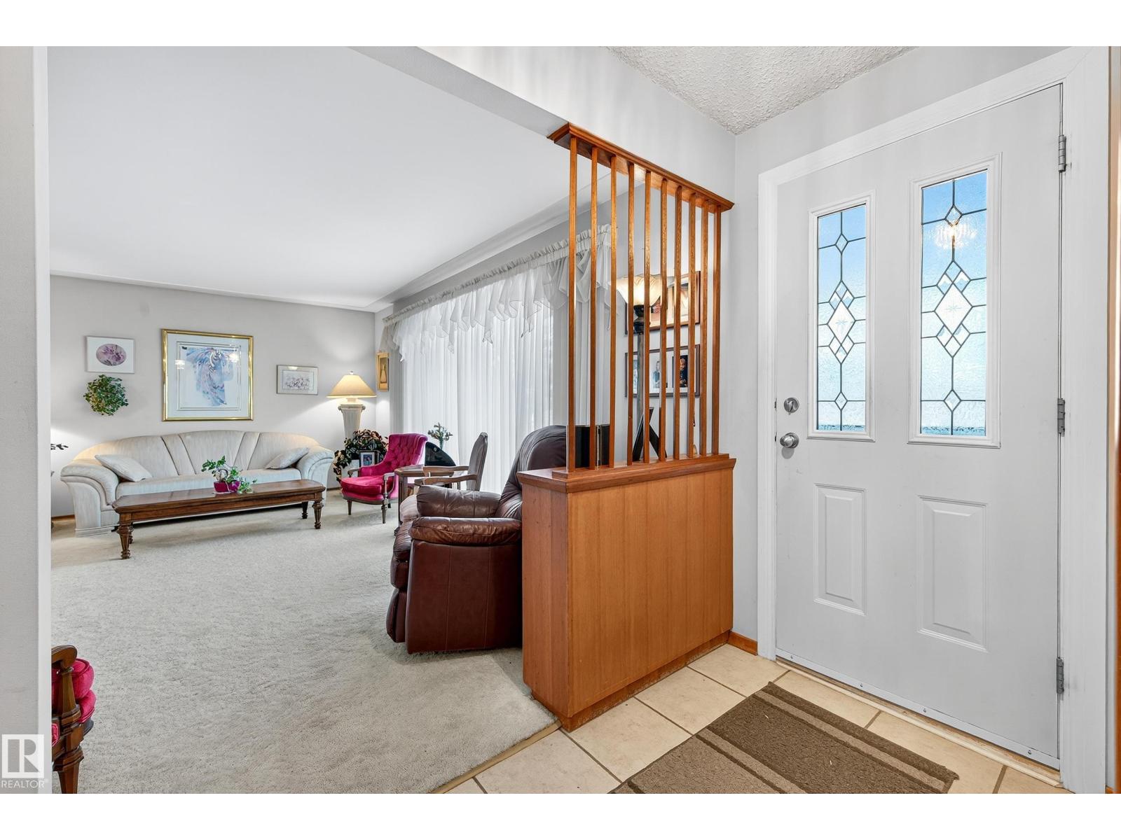 5607 97 AV NW, Edmonton