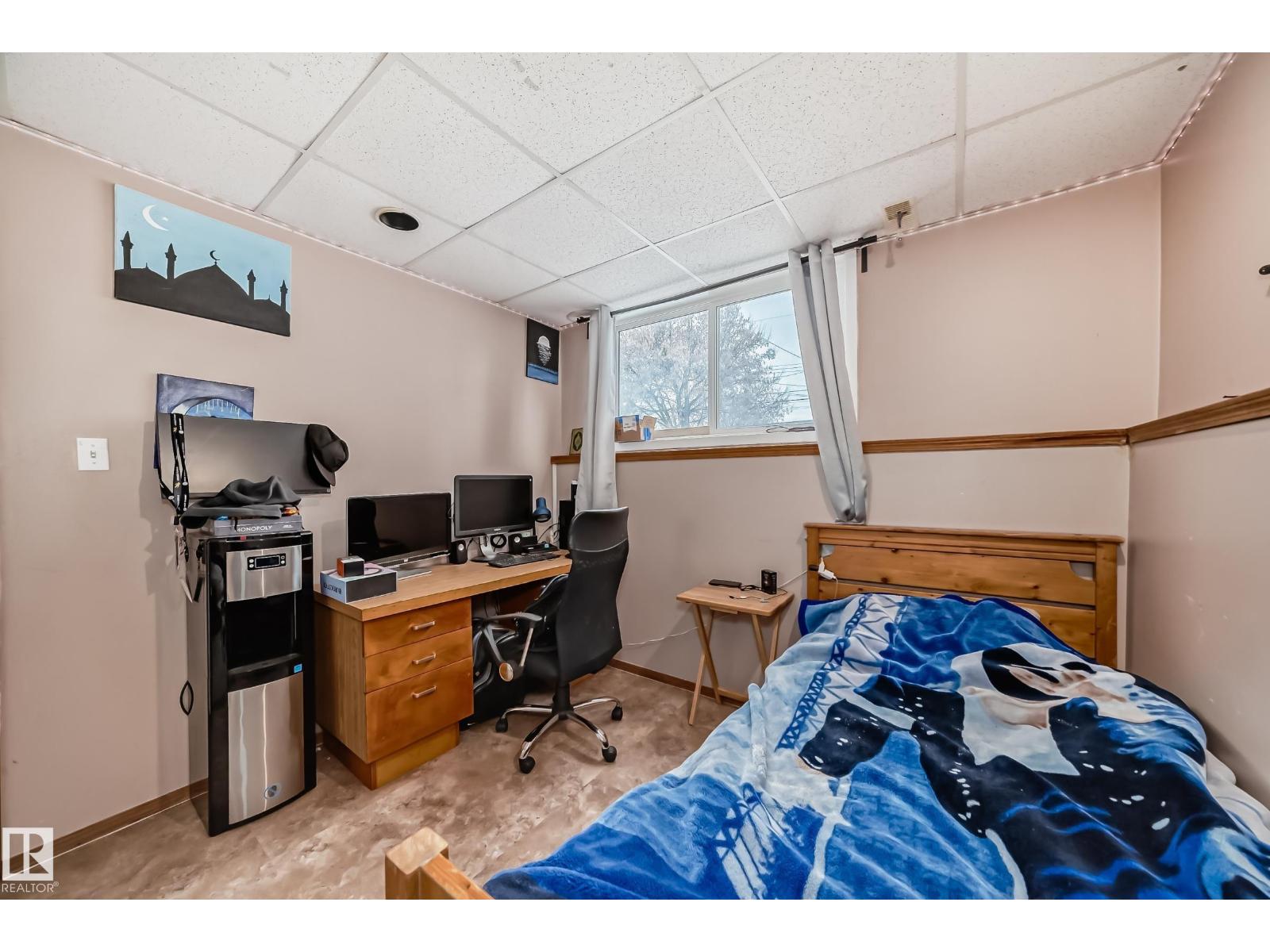 6807 DELWOOD RD NW, Edmonton