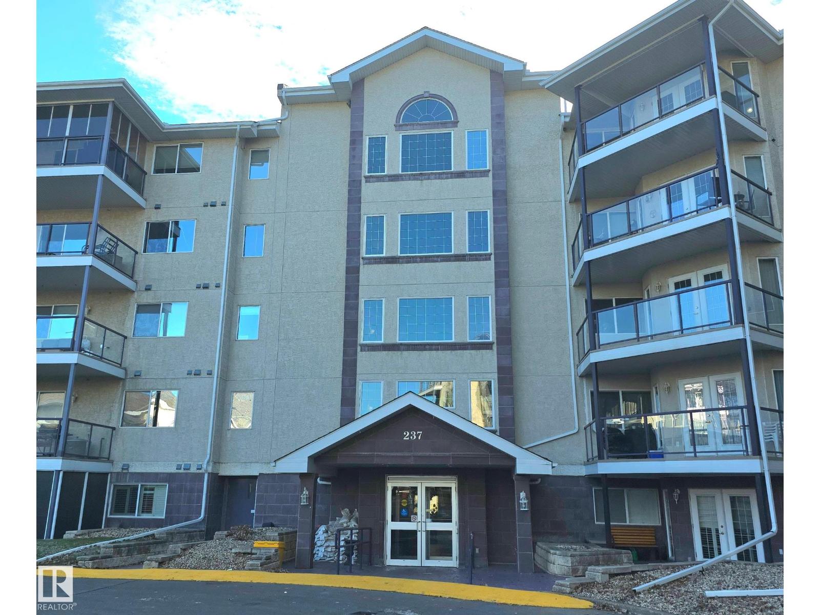 #322 237 YOUVILLE DR E NW, Edmonton