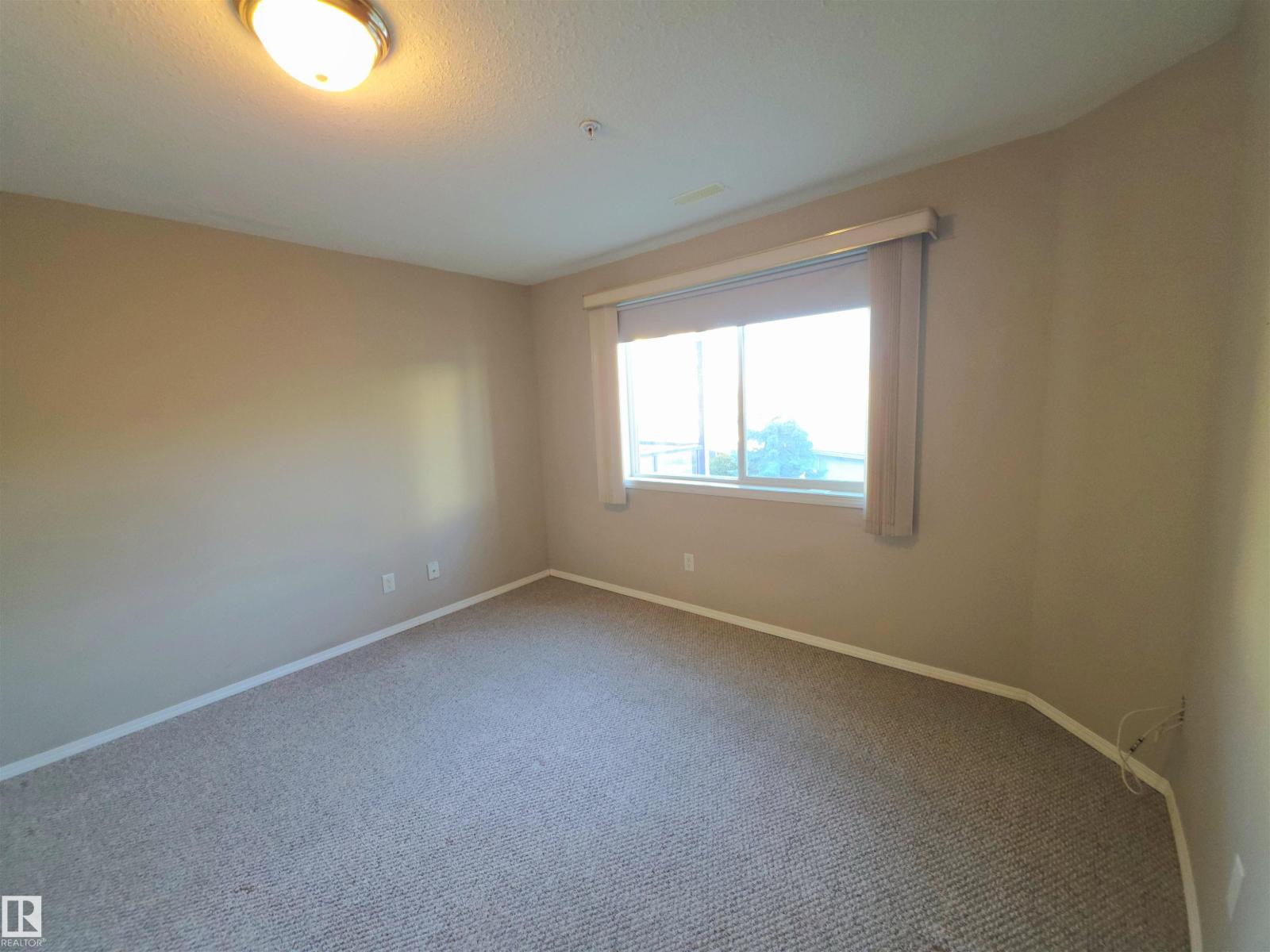 #322 237 YOUVILLE DR E NW, Edmonton