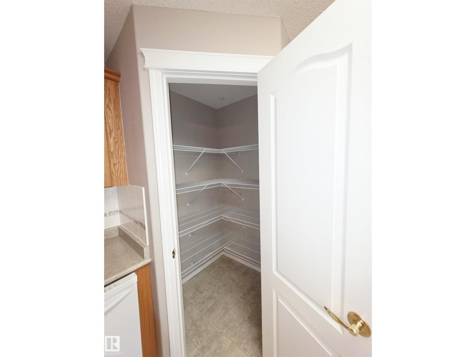 #322 237 YOUVILLE DR E NW, Edmonton