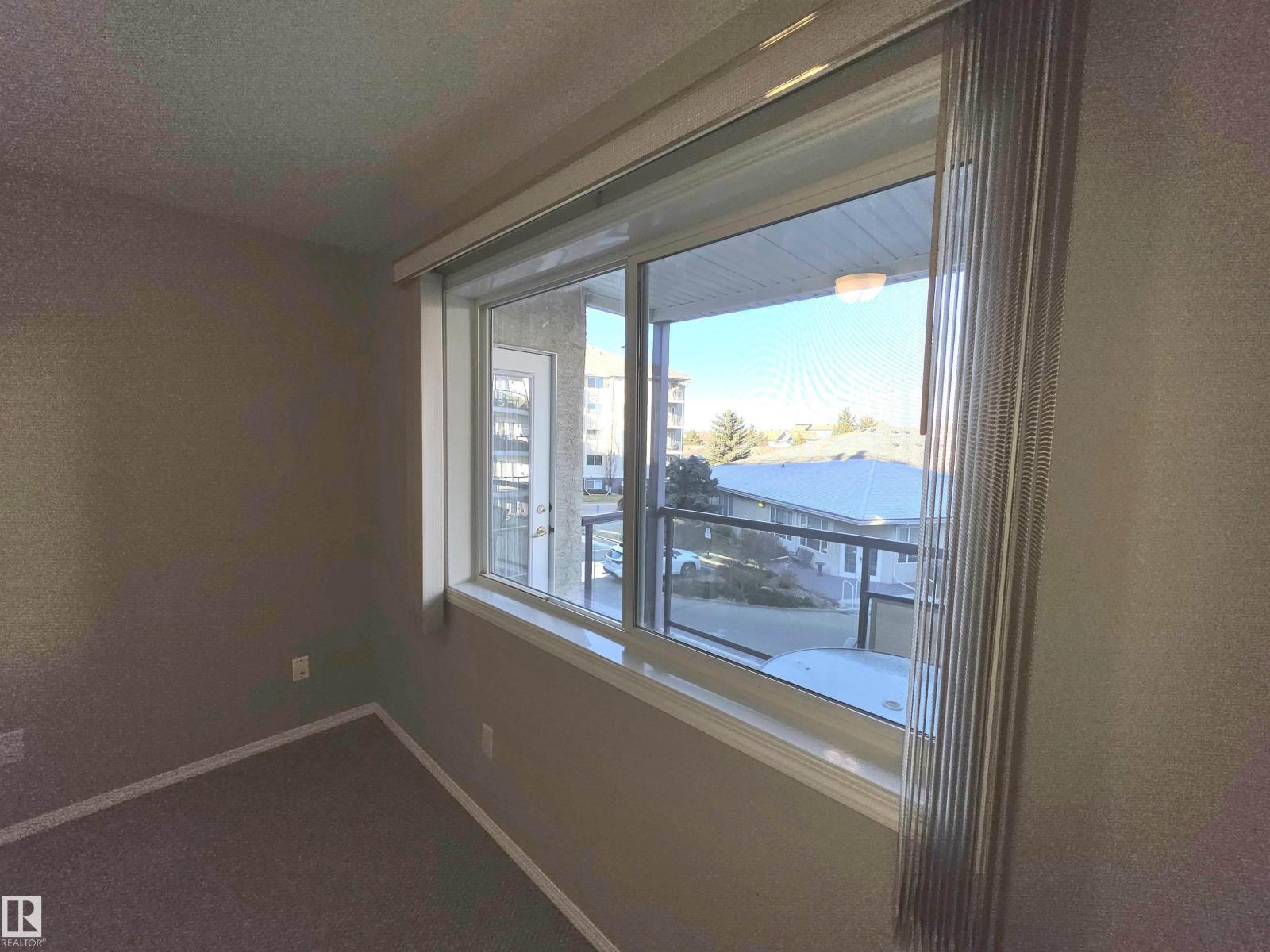 #322 237 YOUVILLE DR E NW, Edmonton