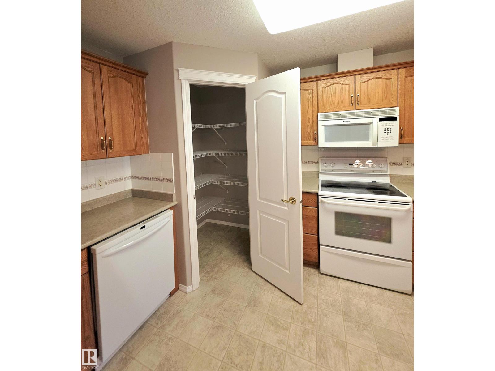 #322 237 YOUVILLE DR E NW, Edmonton
