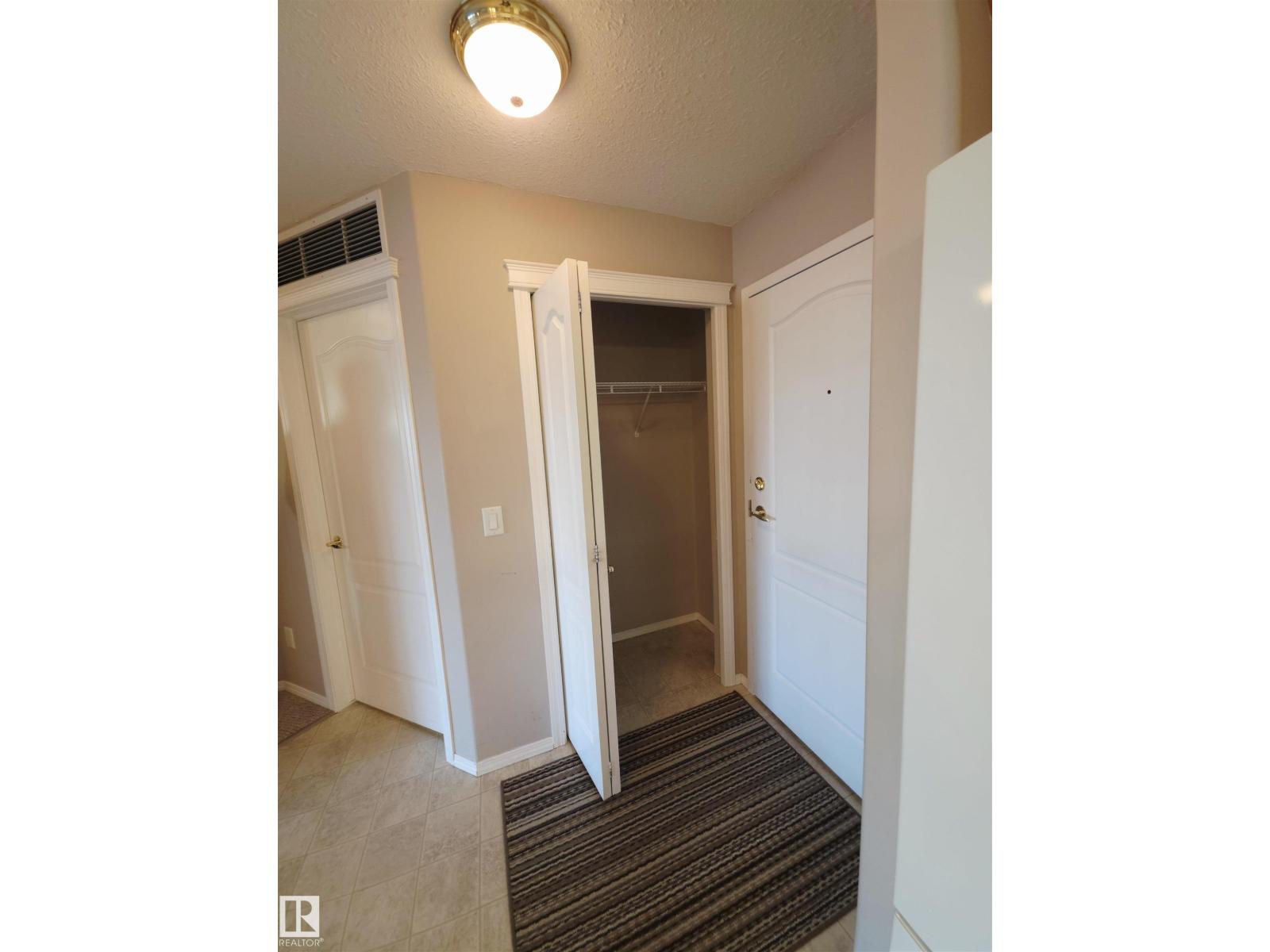 #322 237 YOUVILLE DR E NW, Edmonton