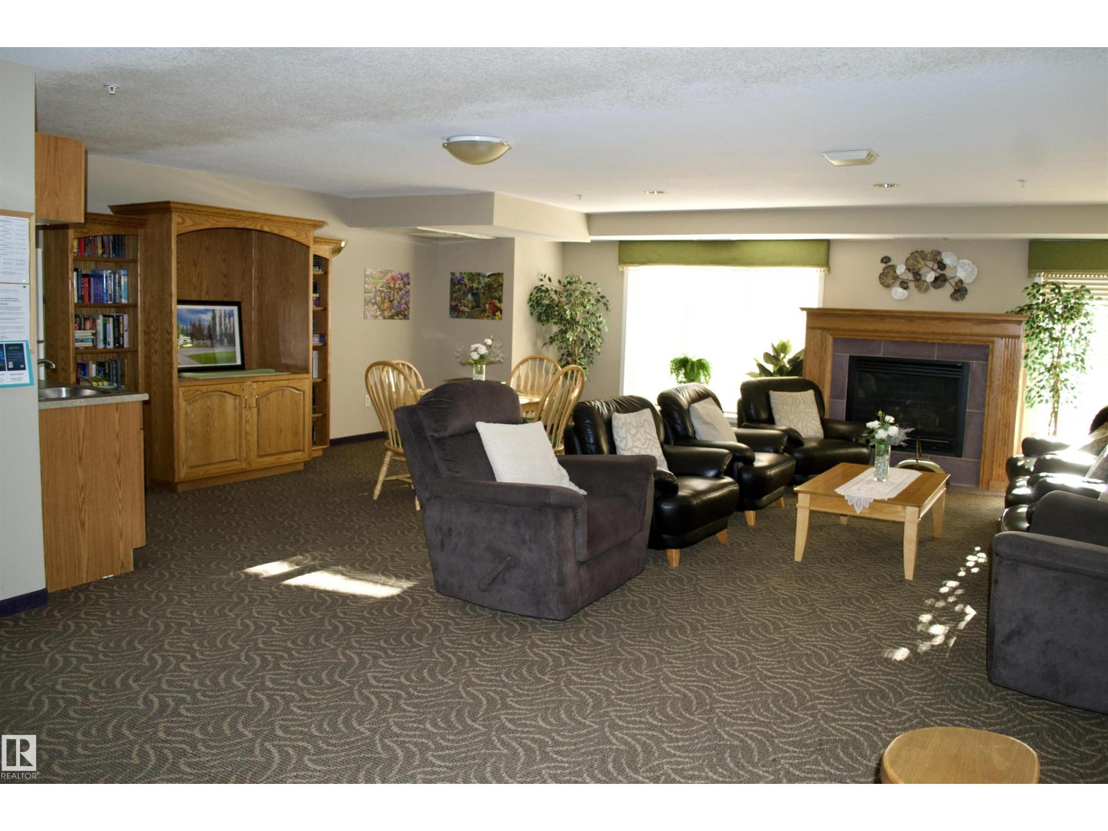 #322 237 YOUVILLE DR E NW, Edmonton