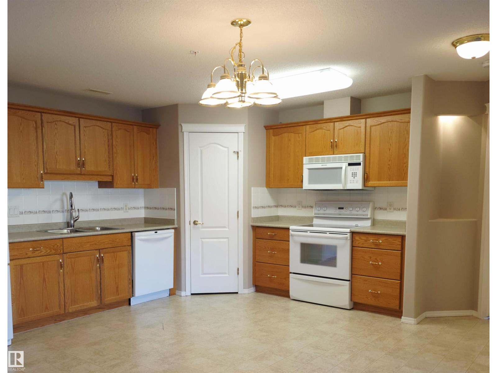 #322 237 YOUVILLE DR E NW, Edmonton