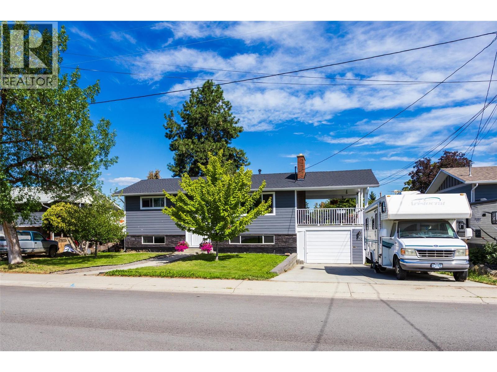  320 Husch Road, Kelowna